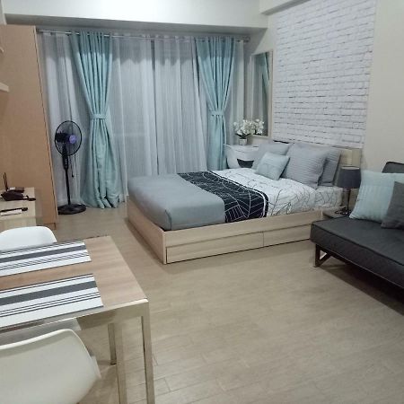 Eighty One Newport Boulevard Manila Zewnętrze zdjęcie