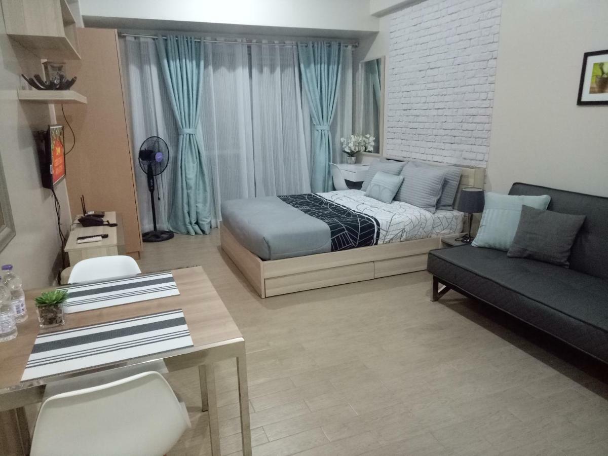 Eighty One Newport Boulevard Manila Zewnętrze zdjęcie