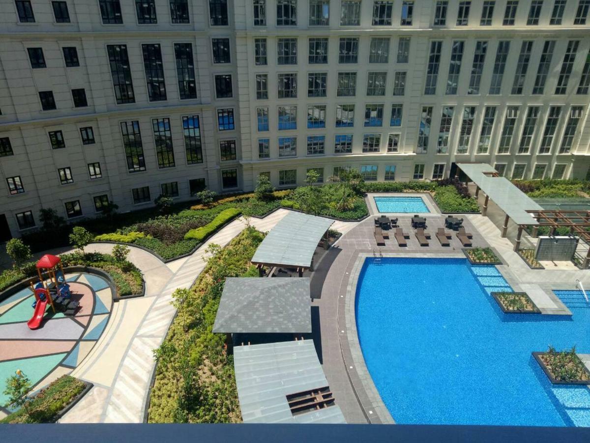 Eighty One Newport Boulevard Manila Zewnętrze zdjęcie